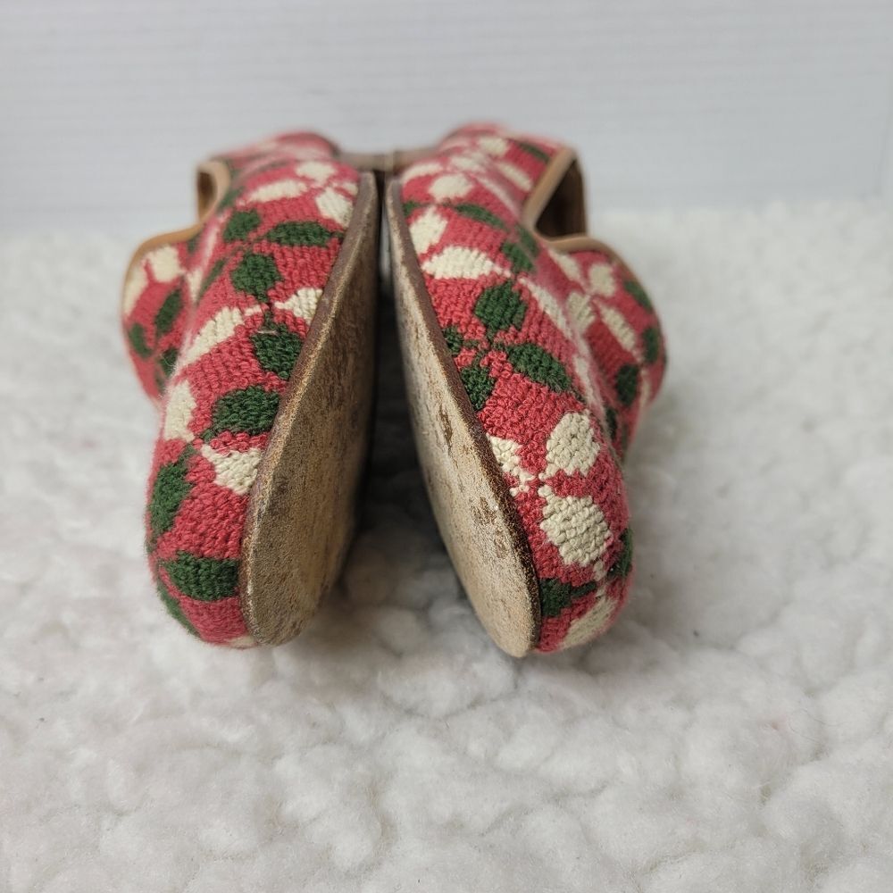 Floral Patterned Loafers - Picture 11 of 11